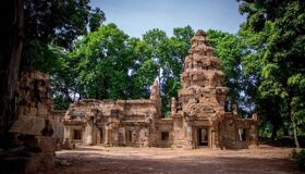 Start your journey with Battambang’s vibrant glow